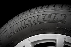 michelin-defender-vs-bridgestone-turanza