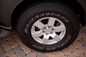 bridgestone-dueler-lx