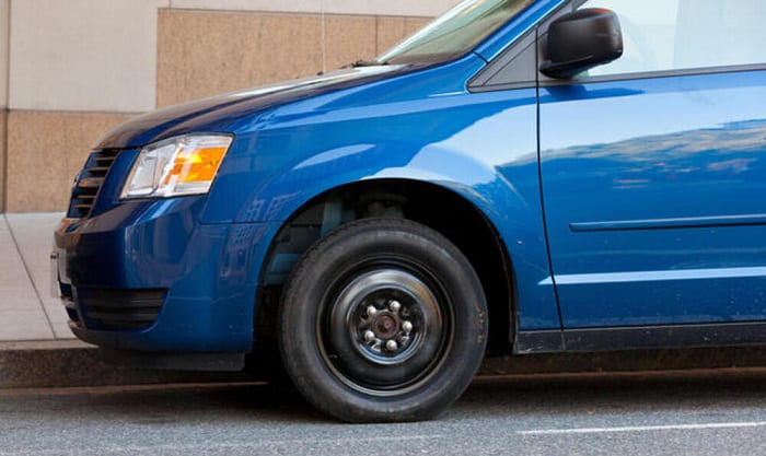 driving-on-a-spare-tire