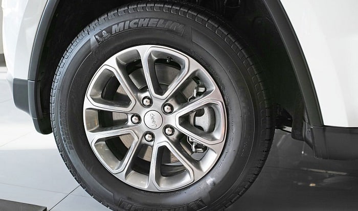 mastercraft-and-cooper-tires