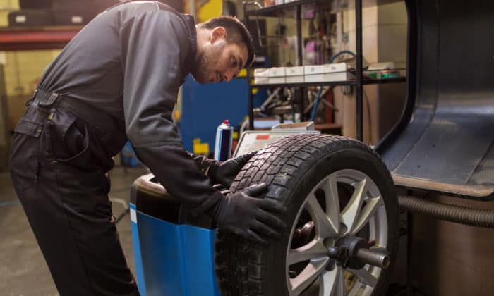 Tips-in-Choosing-a-Suitable-Tire-for-Your-Car