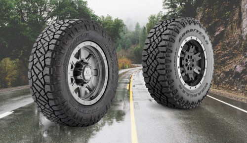 Wet-Performance-of-nitto-ridge-grappler-vs-goodyear-duratrac