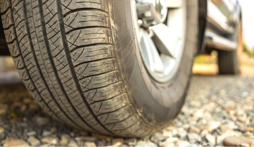 Road-surface-Affecting-Continental-Tire-Lifespan